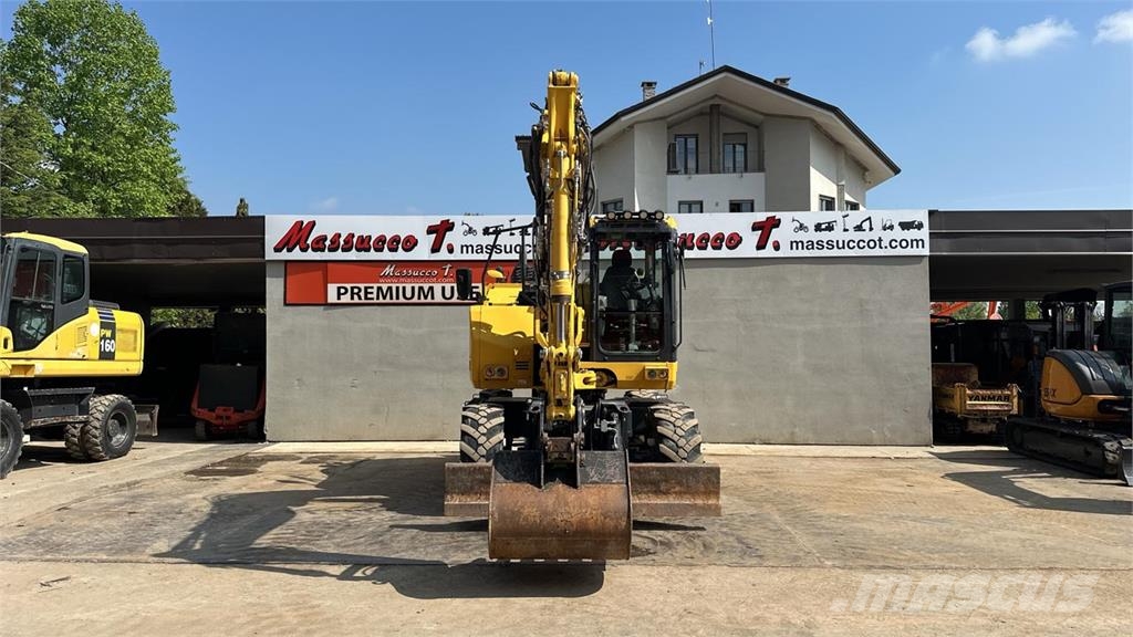 Komatsu PW118MR-11 Escavadeiras de rodas