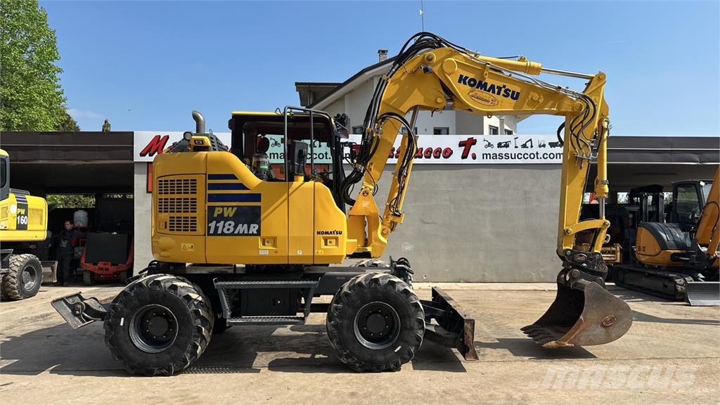 Komatsu PW118MR-11 Escavadeiras de rodas