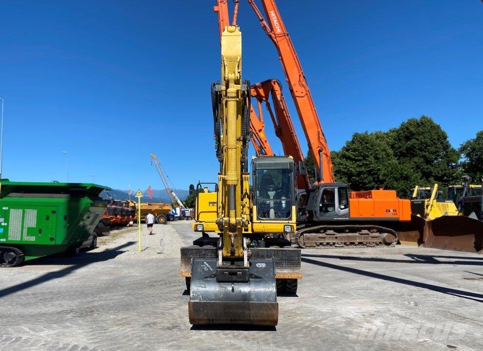Komatsu PW200 7K حفارات بعجل