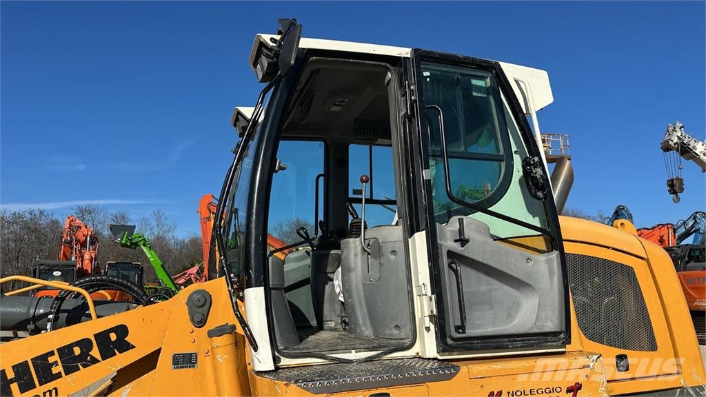 Liebherr LR 624 Rataslaadurid