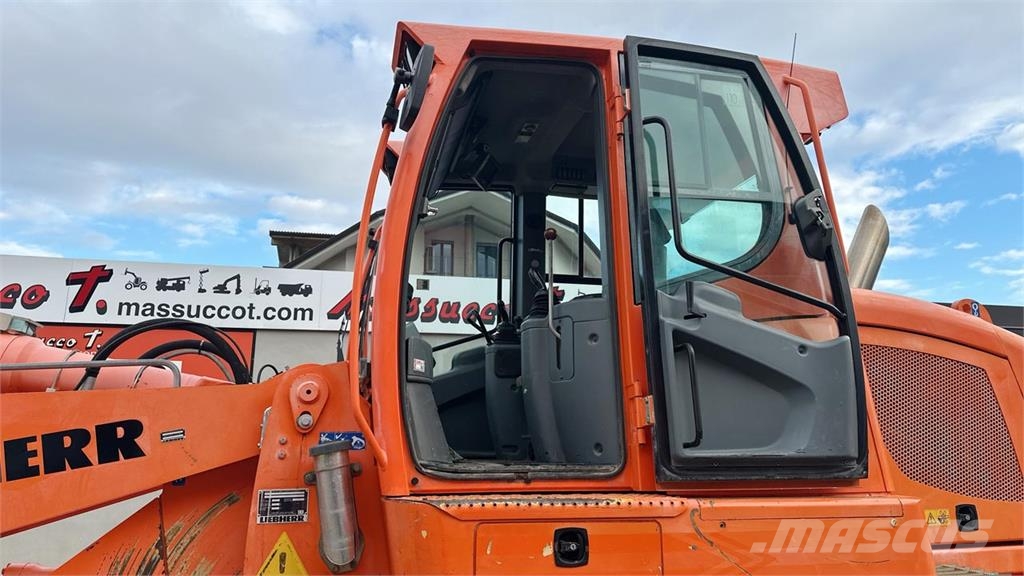 Liebherr LR634 휠로우더
