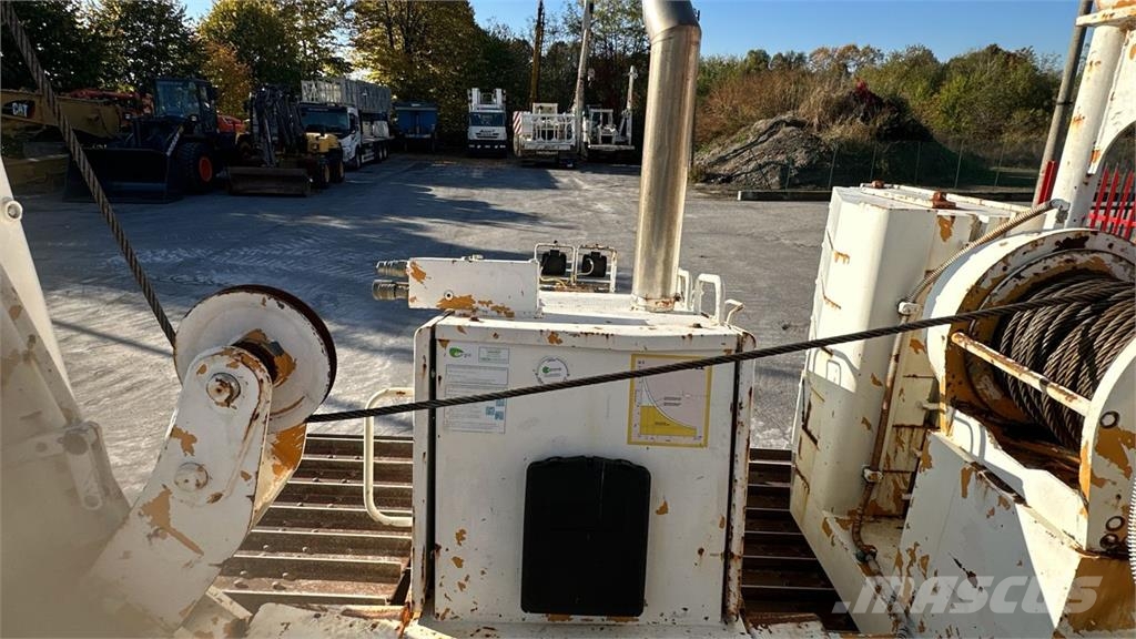 Liebherr RL 22 B Távvezeték eszközök