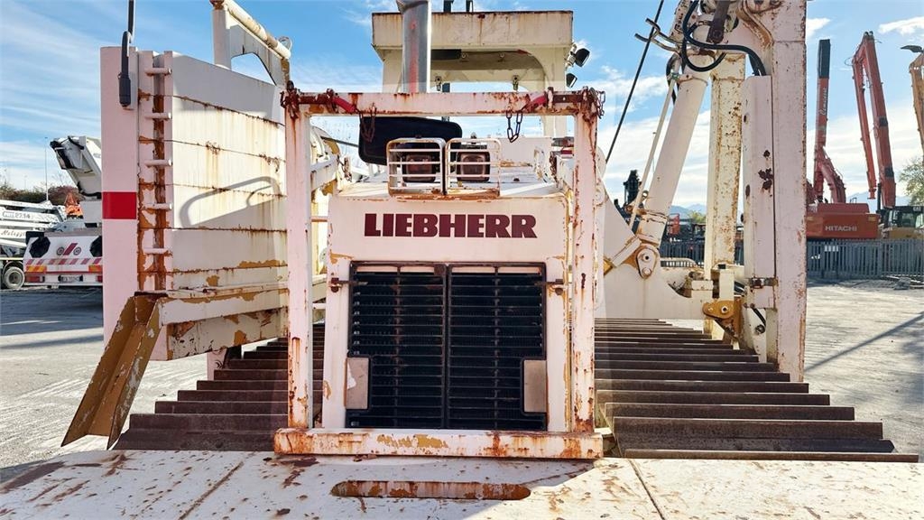 Liebherr RL 22 B Távvezeték eszközök