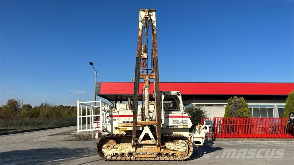 Liebherr RL42B Pipeline equipment
