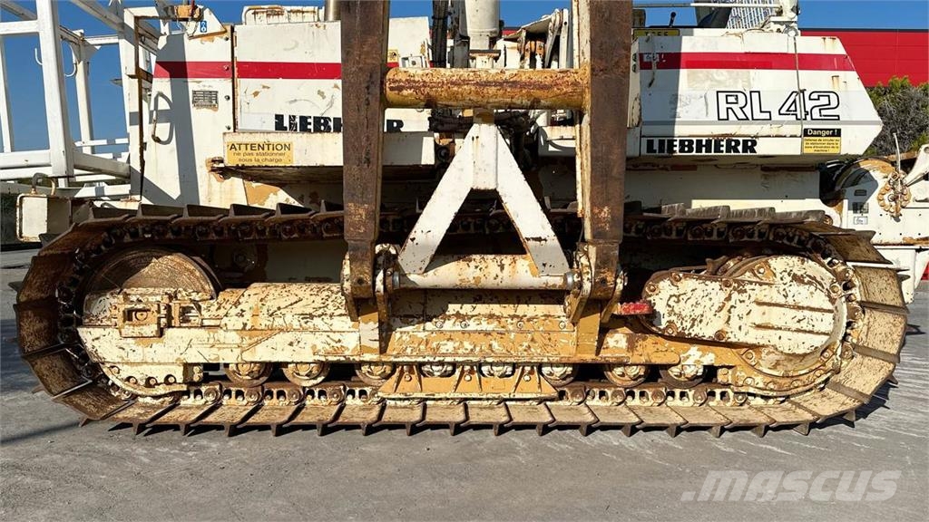 Liebherr RL42B Pipeline equipment