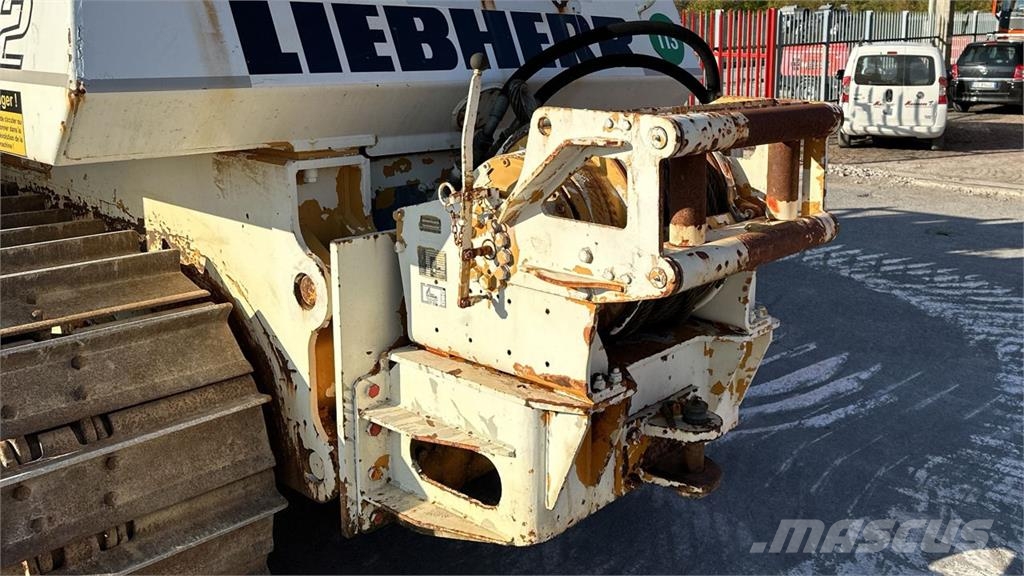 Liebherr RL42B Pipeline equipment
