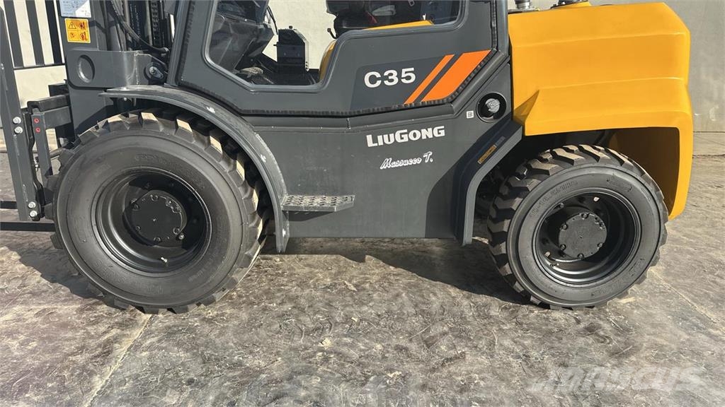 LiuGong CLG2035H 4X4 Montacargas todo terreno