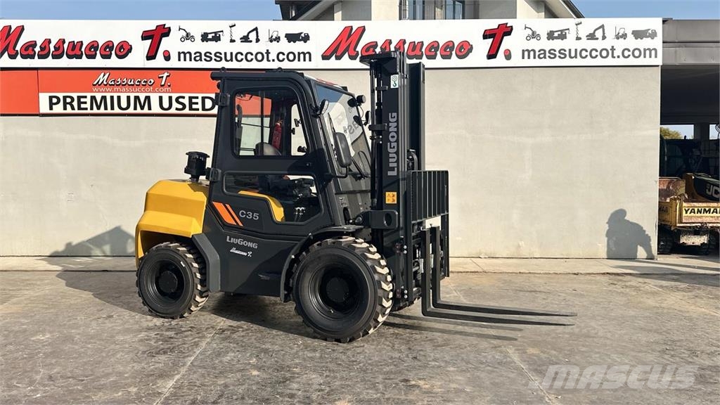 LiuGong CLG2035H 4X4 Montacargas todo terreno