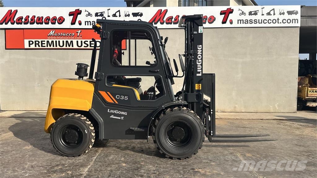 LiuGong CLG2035H 4X4 Montacargas todo terreno
