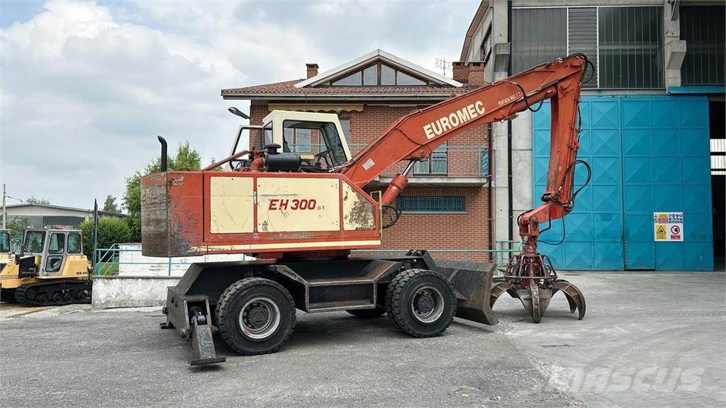 Macchine movimento terra EH300/3 Bageri na kotačima