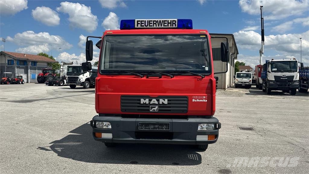 MAN LE 8.150 4X2 Otros camiones