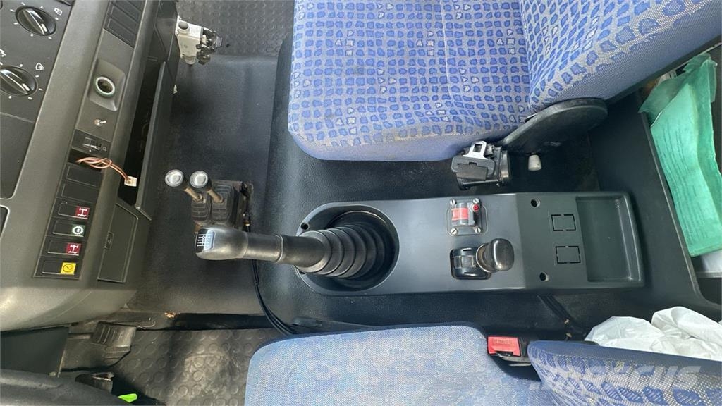 MAN LE280B 4x4 Вантажівки / спеціальні