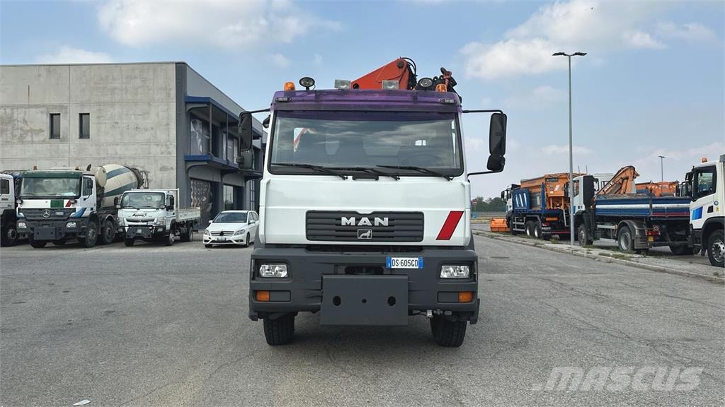MAN LE280B 4x4 Вантажівки / спеціальні