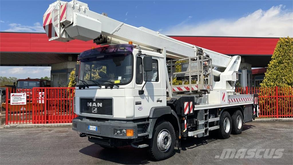 MAN Multitel J340-TA 6X4 Autoplošiny