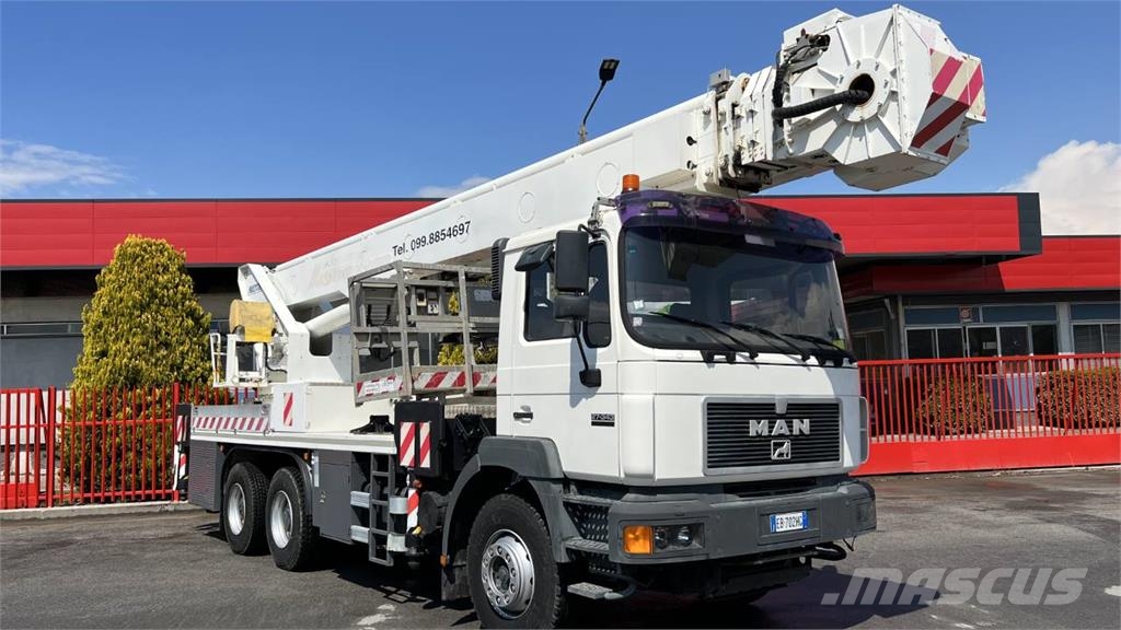 MAN Multitel J340-TA 6X4 Autoplošiny