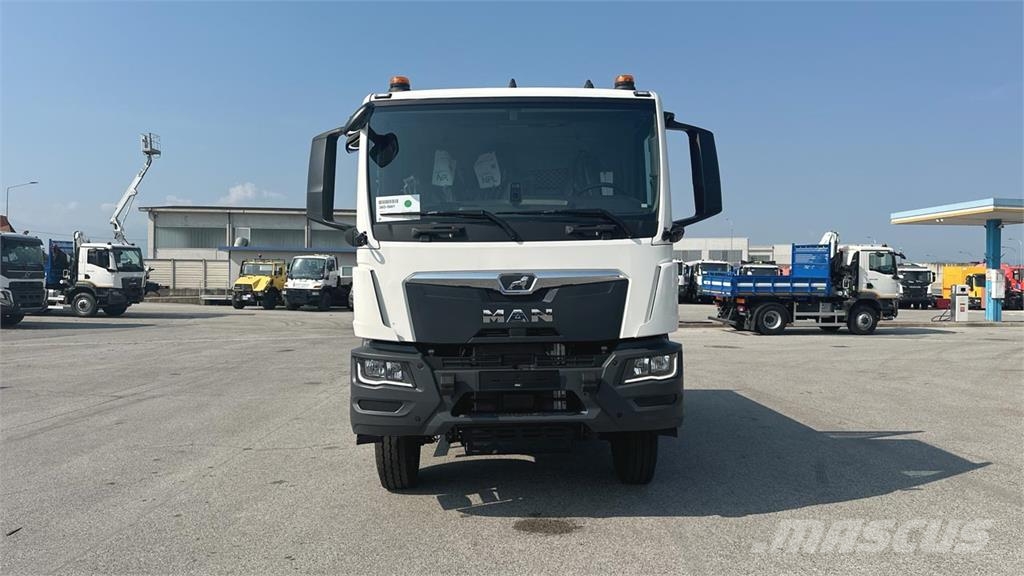 MAN TGM 13.250 4x4 Otros camiones