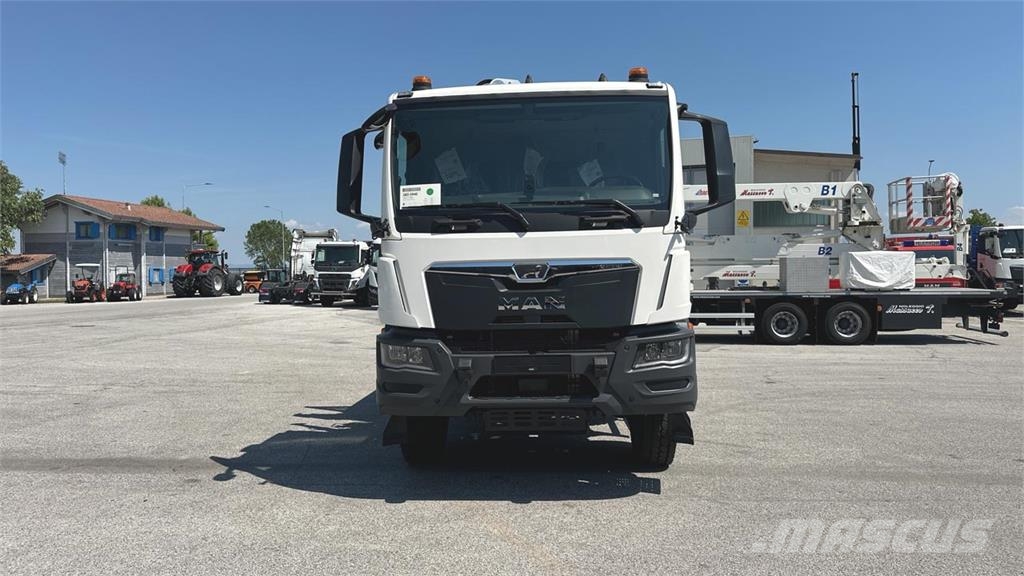 MAN TGM 18.290 4x4 Otros camiones