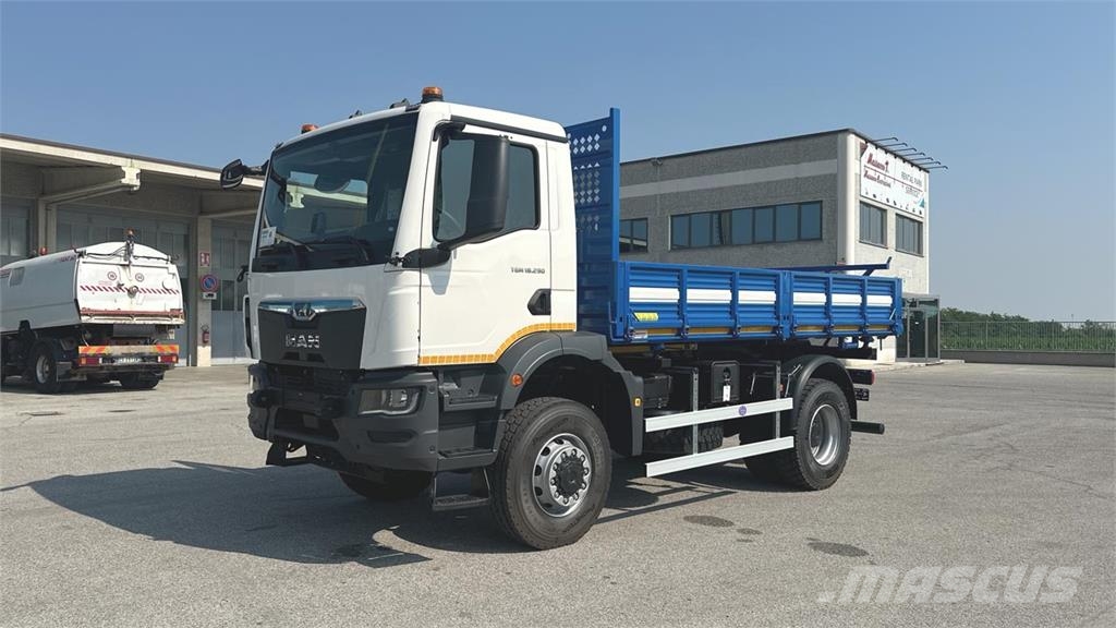 MAN TGM 18.290 4x4 Otros camiones