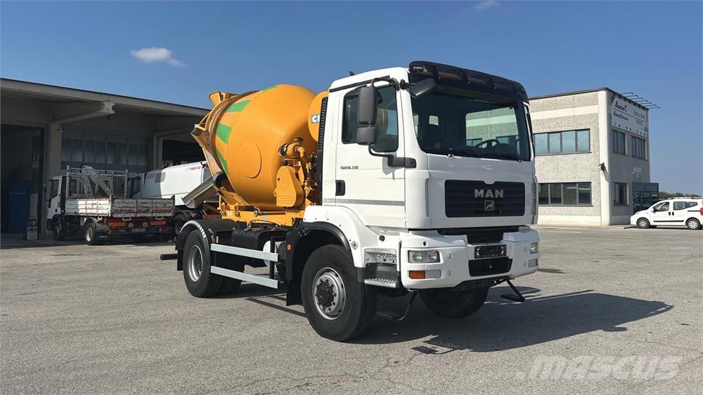 MAN TGM 18.330 4X4 Betonmischer