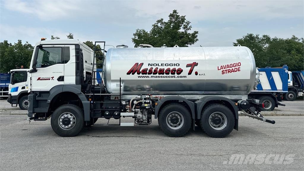 MAN TGS 33.520 6X6 Camiones cisternas