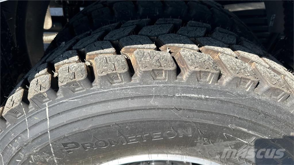 MAN TGS 33.520 6X6 Camiones cisternas