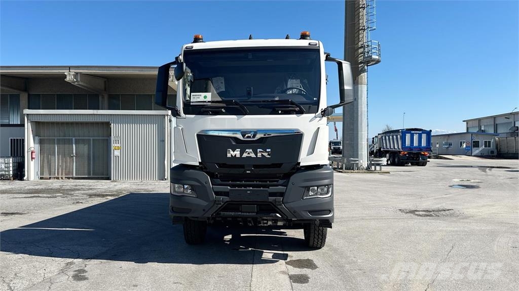 MAN TGS 41.520 8x4 Camion altro