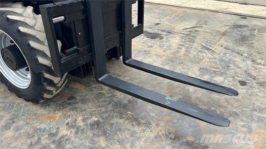 Manitou MSI30D 4X2 Vanterenski viljuškar