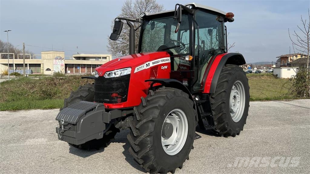 Massey Ferguson 5711 DYNA4 4X4 Εκχιονιστήρες και χιονοδιώχτες
