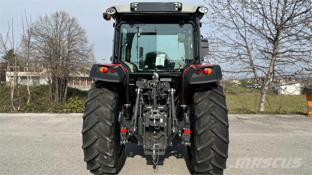 Massey Ferguson 5711 DYNA4 4X4 Εκχιονιστήρες και χιονοδιώχτες