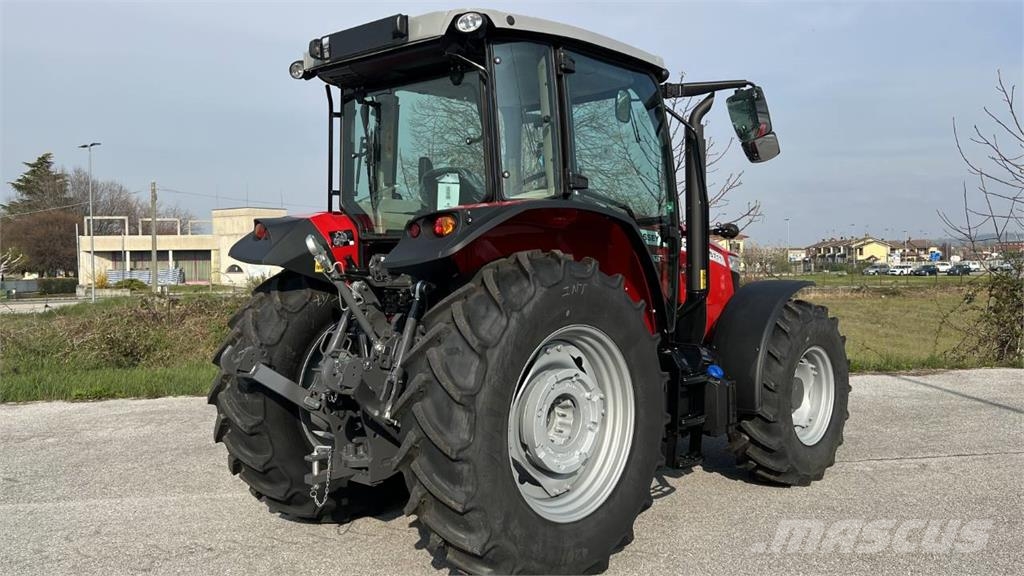 Massey Ferguson 5711 DYNA4 4X4 Εκχιονιστήρες και χιονοδιώχτες
