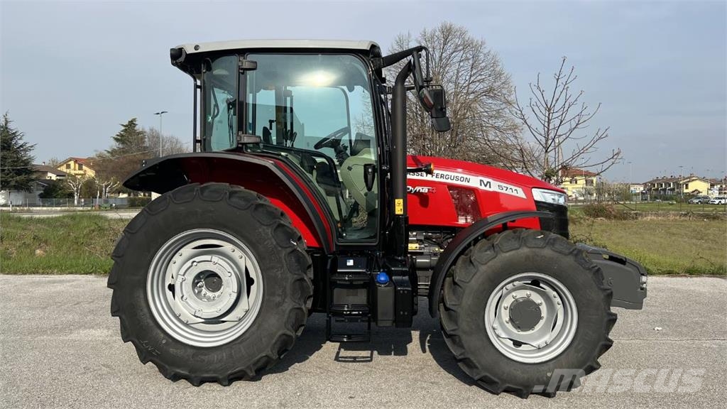 Massey Ferguson 5711 DYNA4 4X4 Εκχιονιστήρες και χιονοδιώχτες