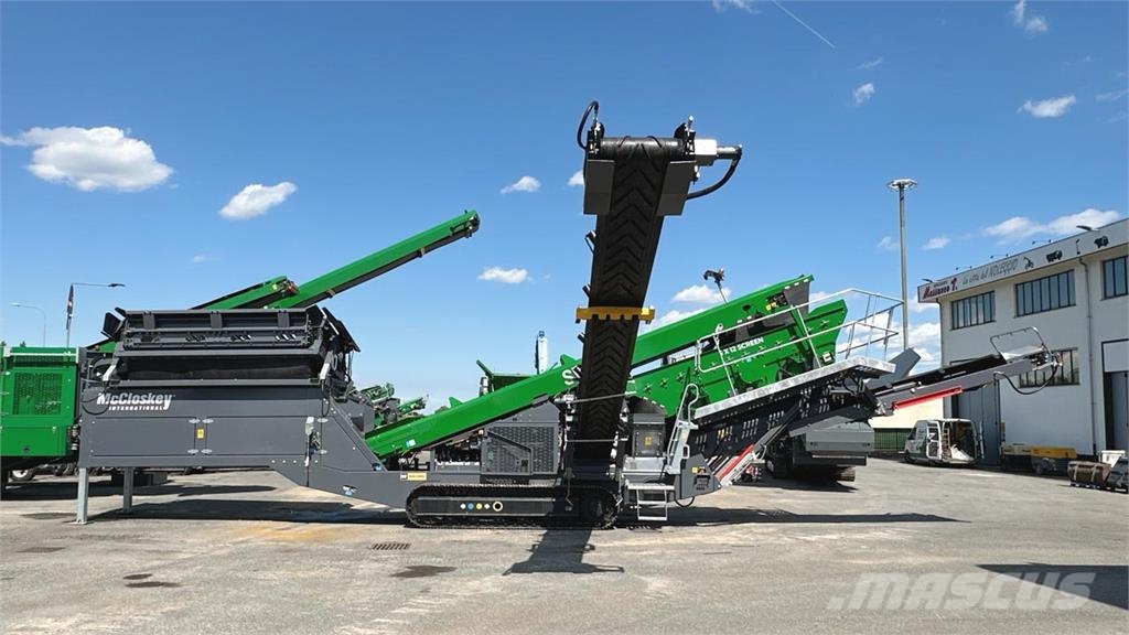 McCloskey S110 D2 Waste sorting equipment