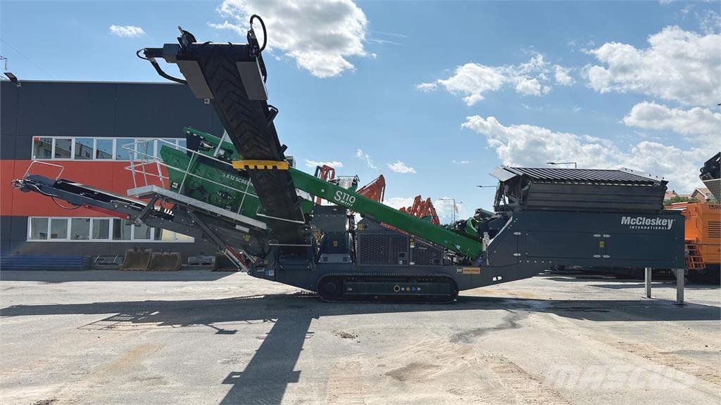McCloskey S110 D2 Waste sorting equipment