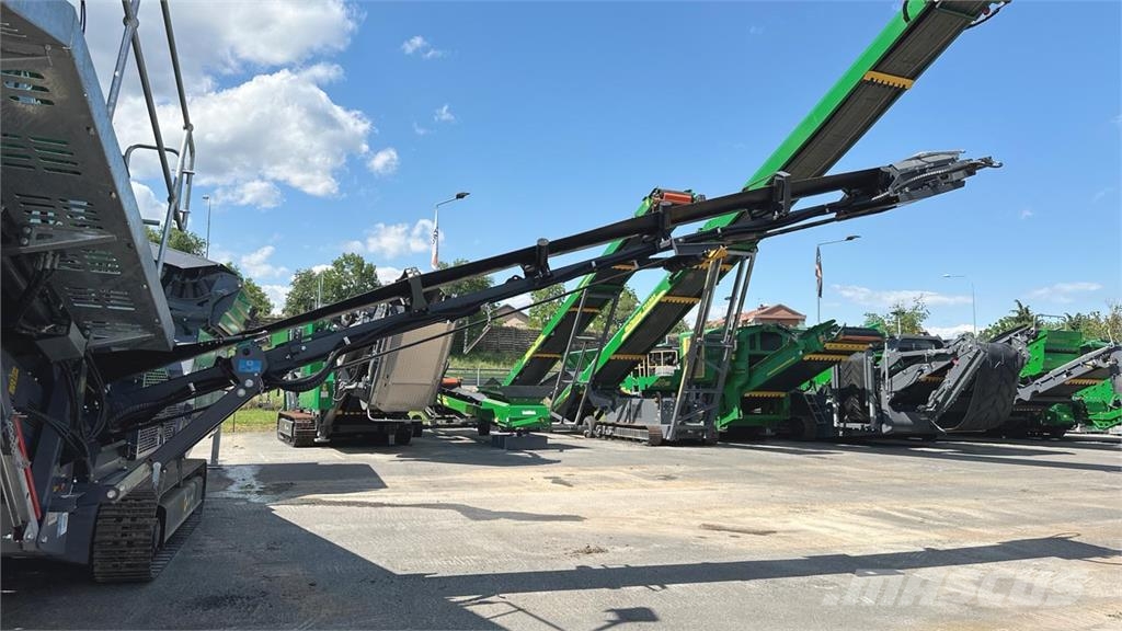 McCloskey S110 D2 Waste sorting equipment