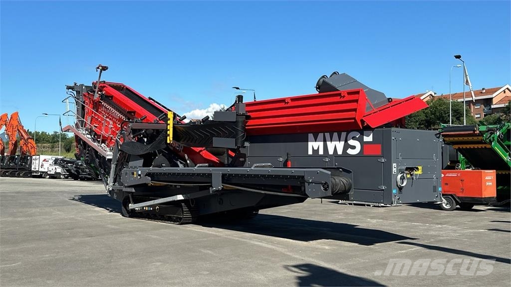 McCloskey S130 3D MWS Waste sorting equipment