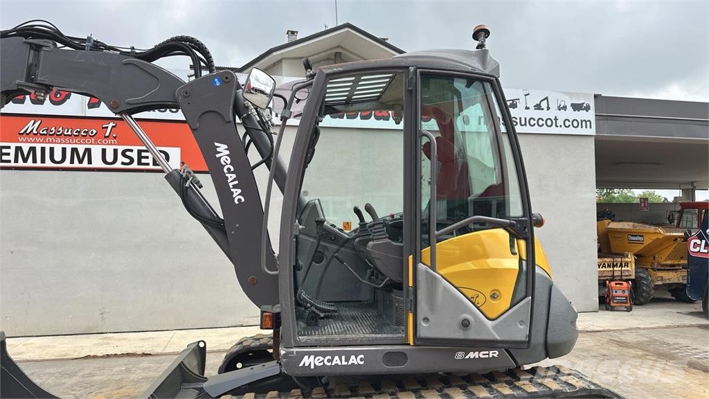 Mecalac 8MCR Midigrävmaskiner 7t - 12t