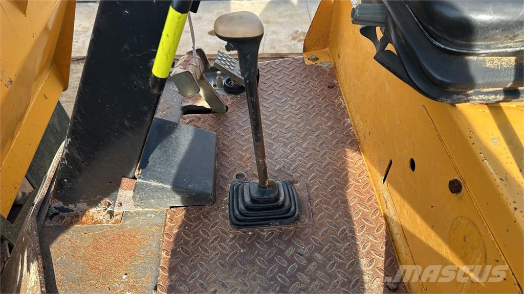 Mecalac TA 9 4X4 Vehículos compactos de volteo