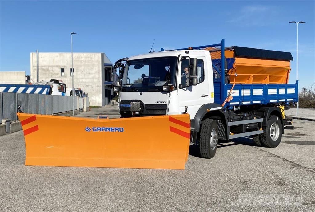 Mercedes-Benz Atego 1524 Lame spazzaneve e aratri