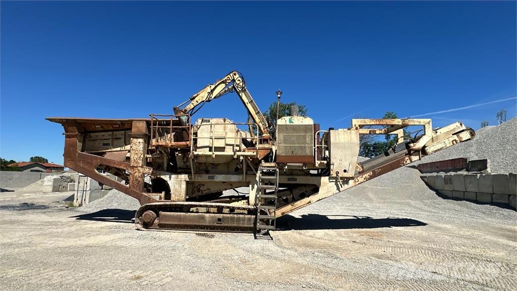 Metso Locotruck LT100 ミル
