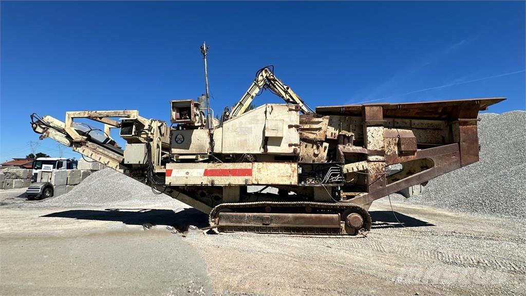 Metso Locotruck LT100 ミル