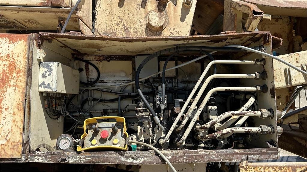 Metso Locotruck LT100 ミル
