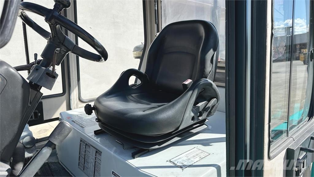 Mitsubishi FD70 Dizelski viljuškari