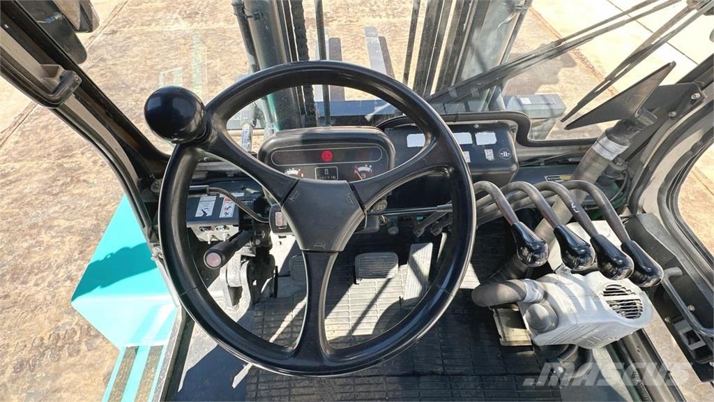 Mitsubishi FD70 Dizelski viljuškari