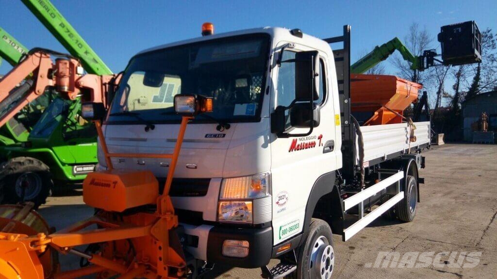 Mitsubishi Fuso - 6C18 - 4x4 Láminas y cuñas quitanieves