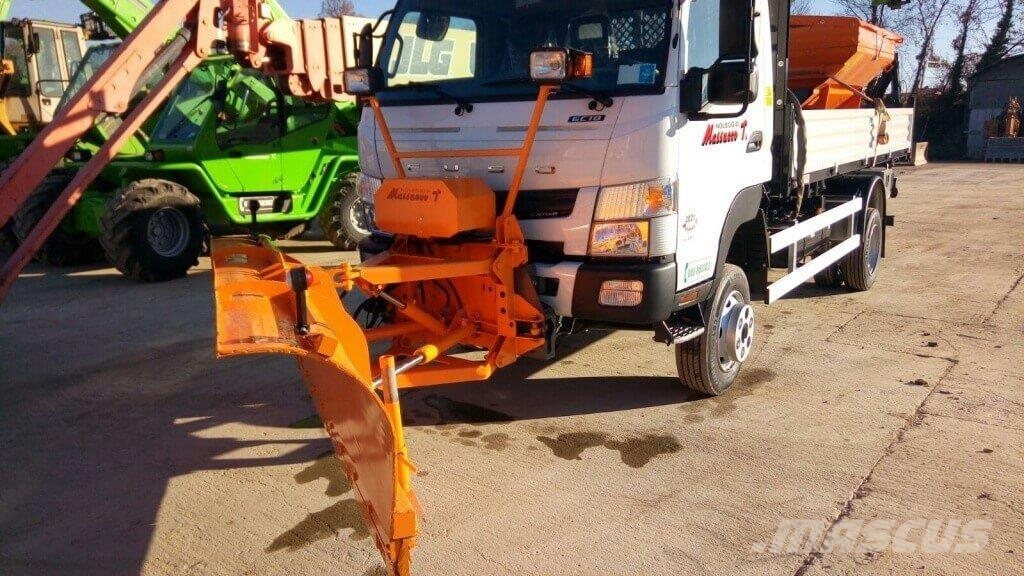Mitsubishi Fuso - 6C18 - 4x4 Láminas y cuñas quitanieves