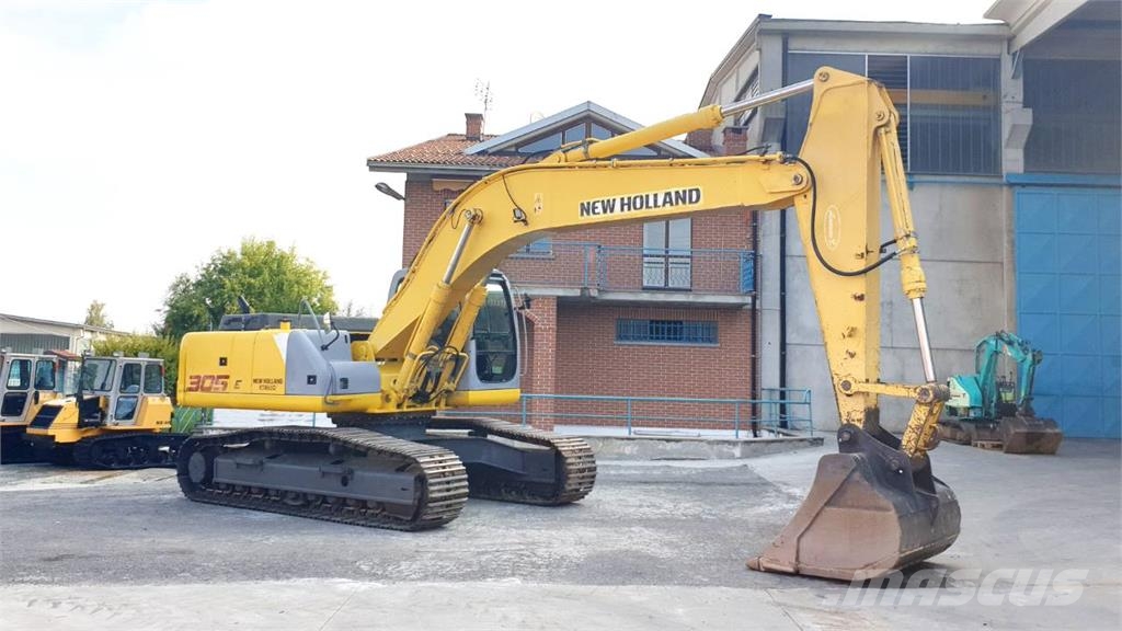 New Holland E305 حفارات زحافة