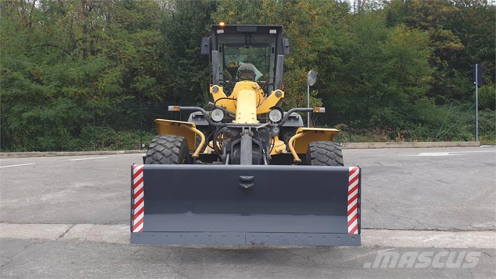 New Holland F.156.6/A Rupsdozers