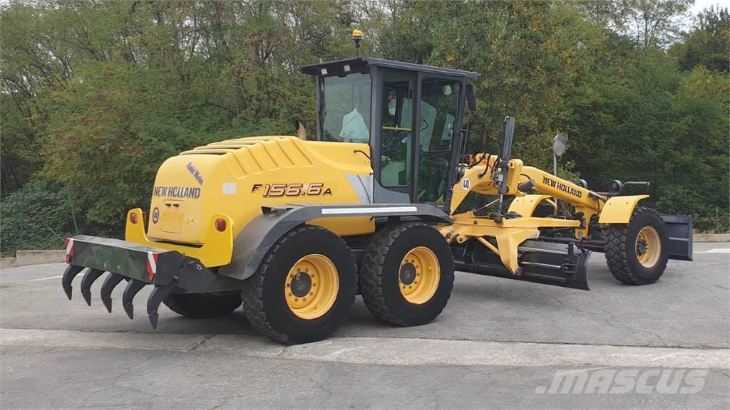 New Holland F.156.6/A Rupsdozers