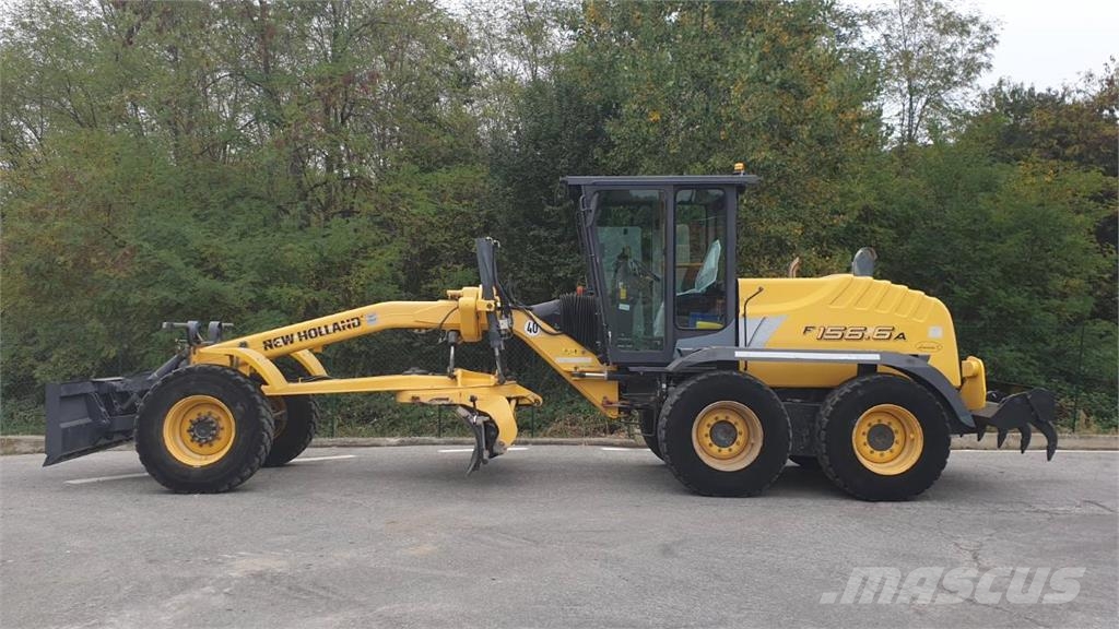 New Holland F.156.6/A Rupsdozers