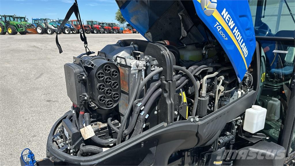 New Holland T4.100LP 4X4 Hojas y cuñas quitanieves
